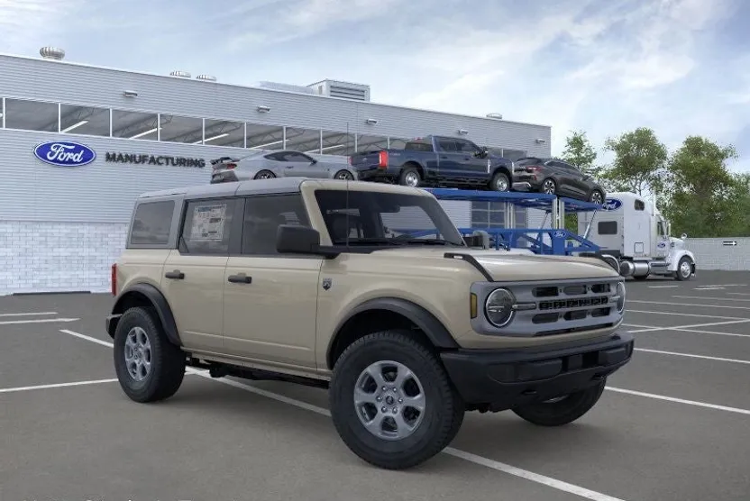 2025 Ford Bronco Big Bend photo 1