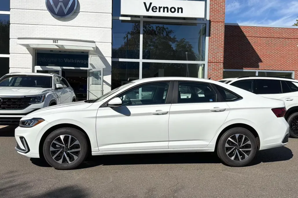 2025 Volkswagen Jetta 1.5T S photo 1