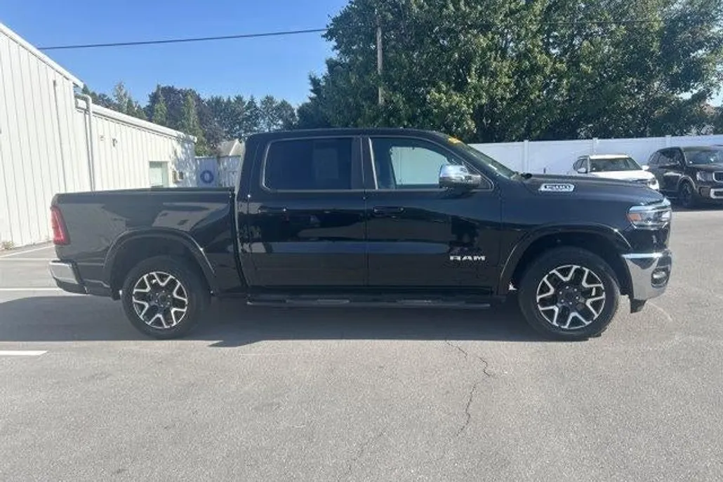 2025 Ram 1500 Laramie photo 1
