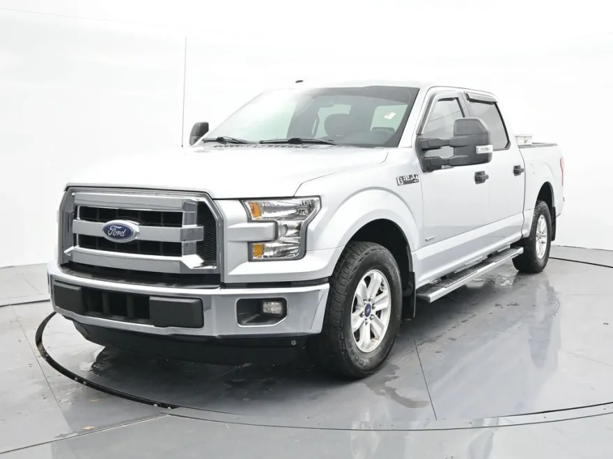 2017 Ford F-150 XLT photo 1