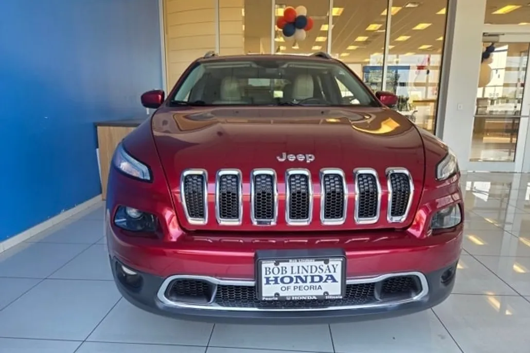 2017 Jeep Cherokee Limited photo 1