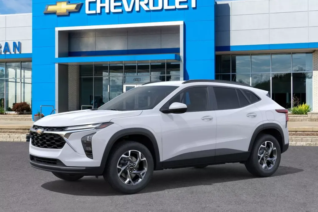 2025 Chevrolet Trax LT photo 1