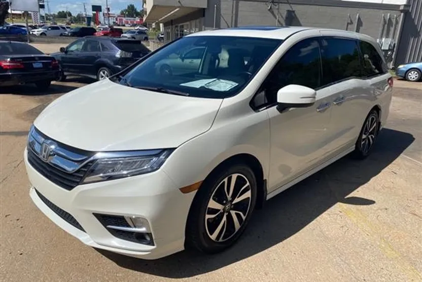 2018 Honda Odyssey Elite photo 1