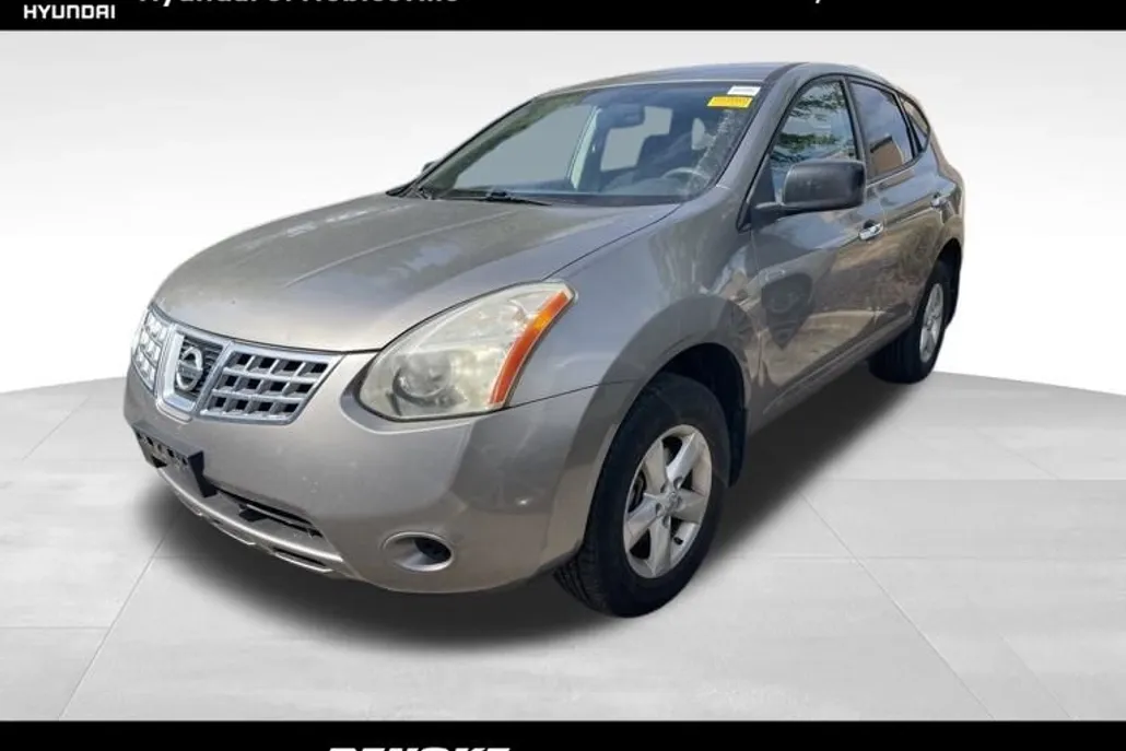 2010 Nissan Rogue S photo 1