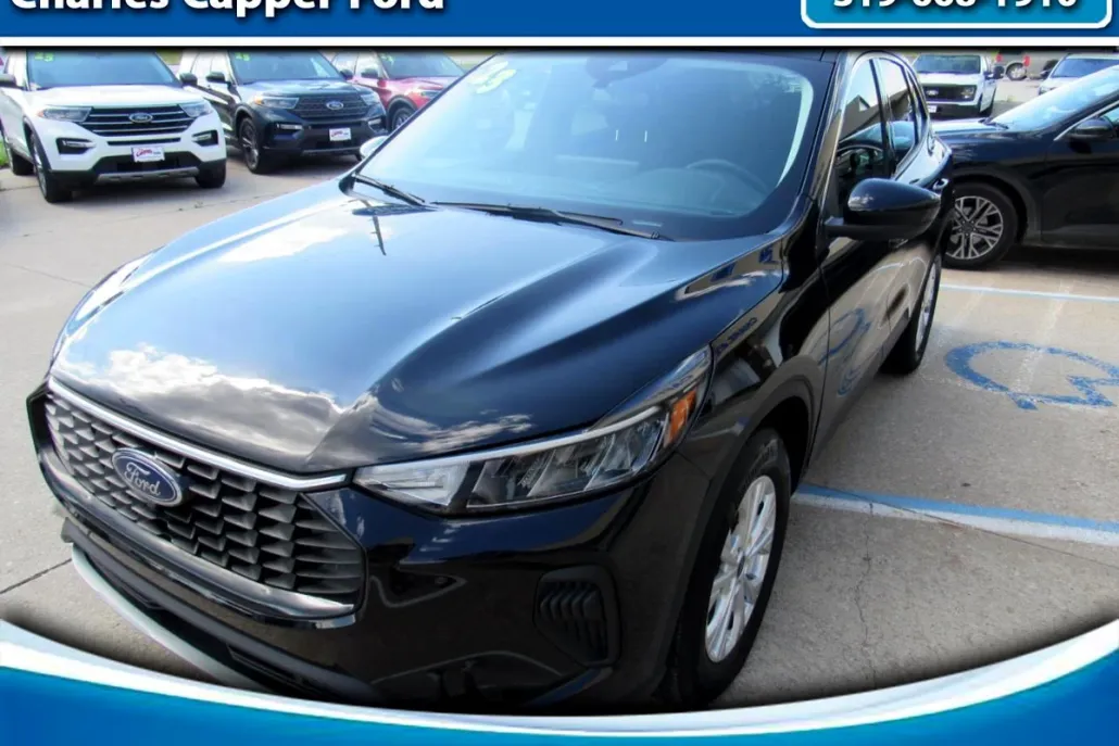 2023 Ford Escape Active photo 1