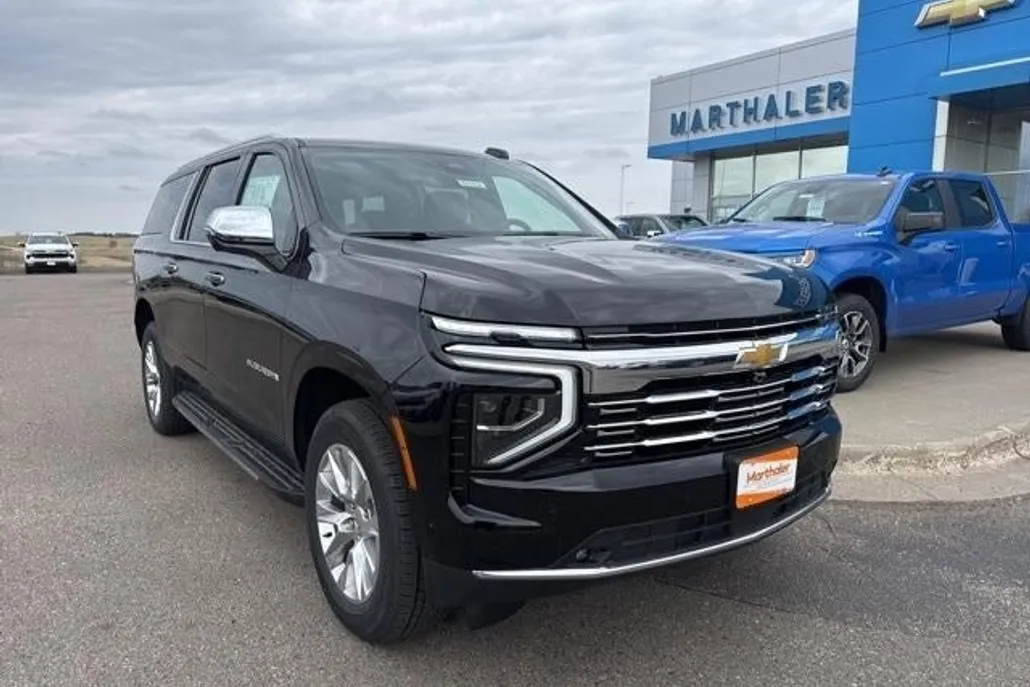 2025 Chevrolet Suburban Premier photo 1