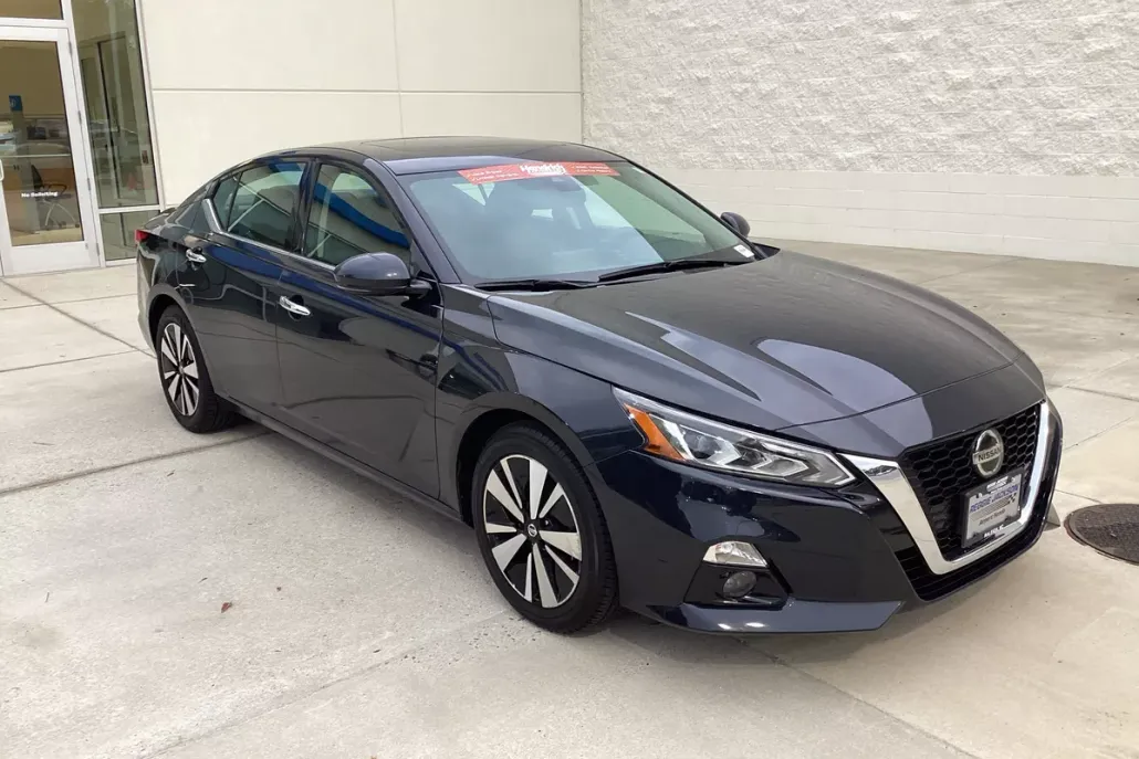 2019 Nissan Altima 2.5 SV photo 1