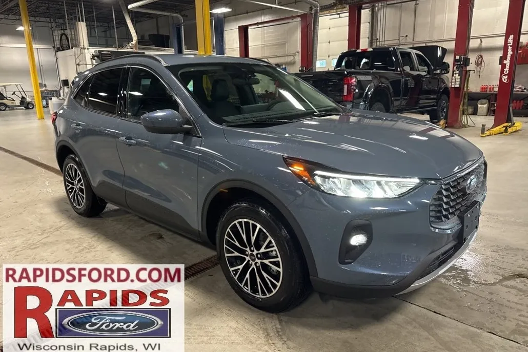 2024 Ford Escape photo 1