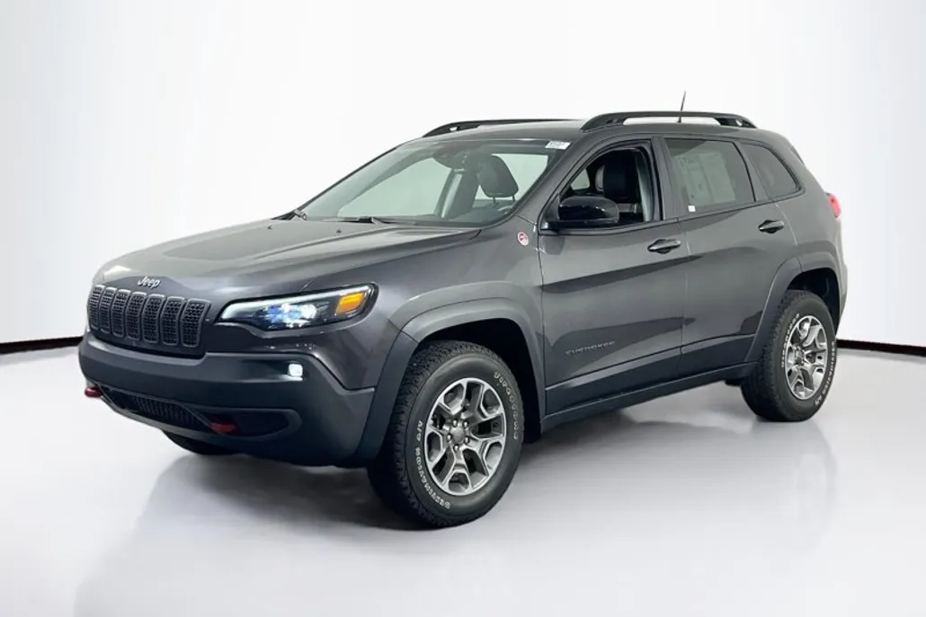 2022 Jeep Cherokee Trailhawk photo 1