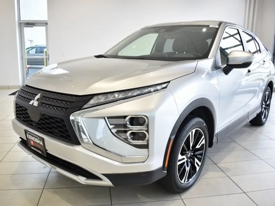 2024 Mitsubishi Eclipse Cross SE photo 1