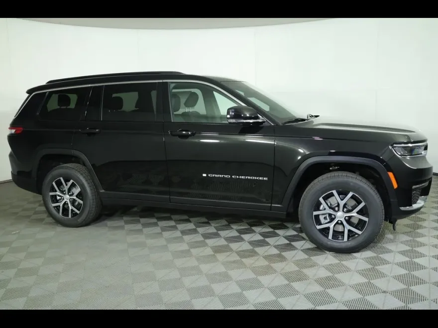 2025 Jeep Grand Cherokee Limited photo 1