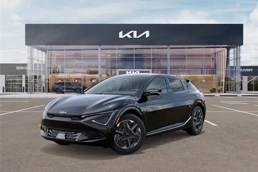 2025 Kia EV6 Light photo 1