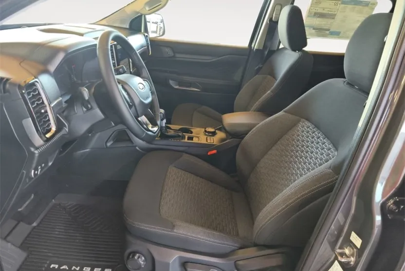 2025 Ford Ranger XLT photo 1