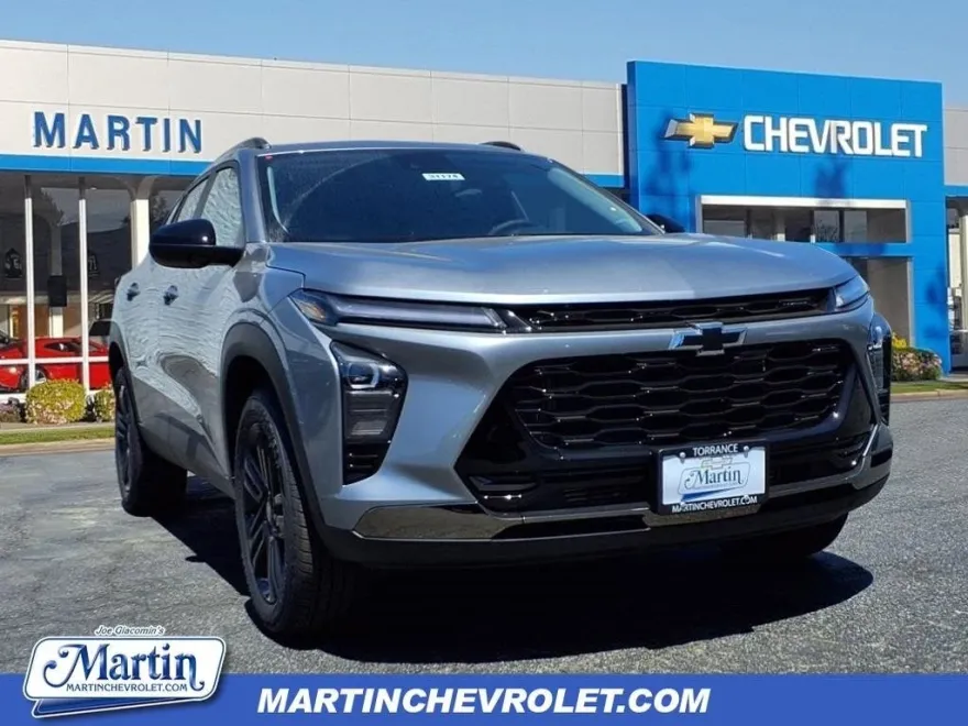 2025 Chevrolet Trax ACTIV photo 1