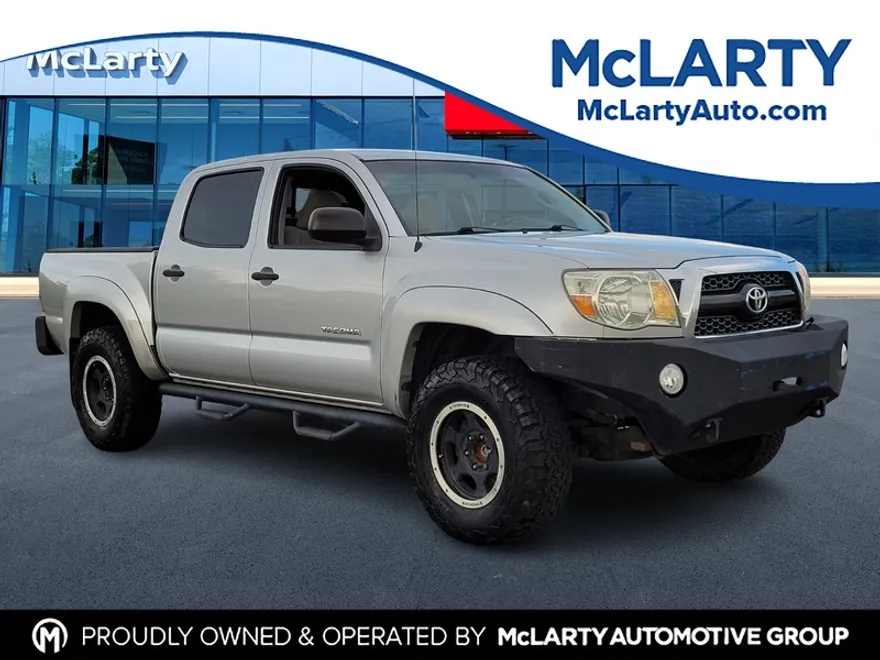2011 Toyota Tacoma Double Cab V6 PreRunner photo 1