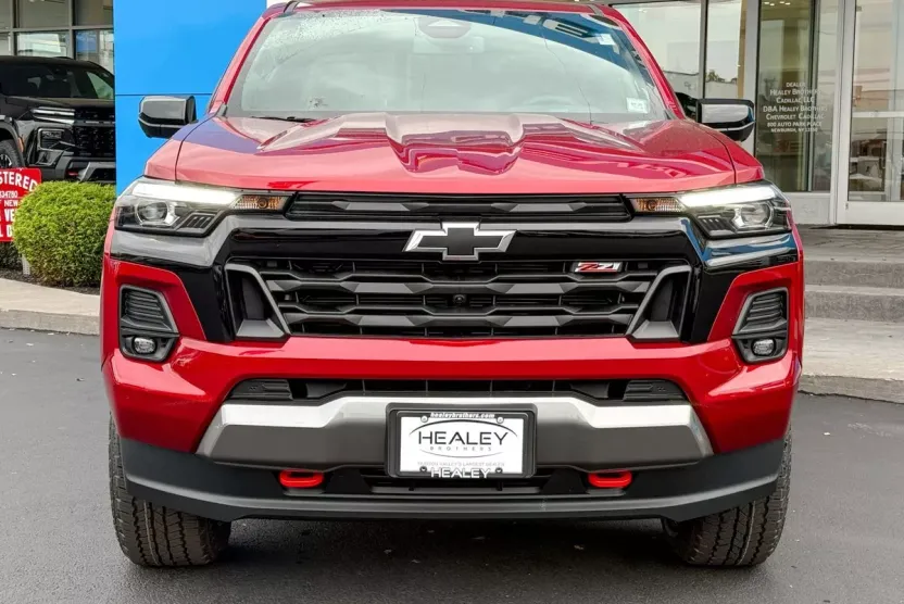 2026 Chevrolet Colorado Z71 photo 1