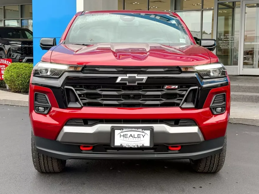 2026 Chevrolet Colorado Z71 photo 1