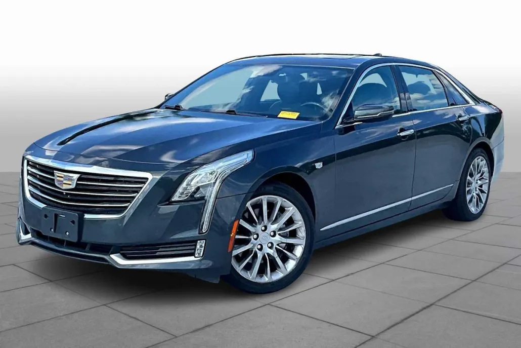 2017 Cadillac CT6 Luxury photo 1