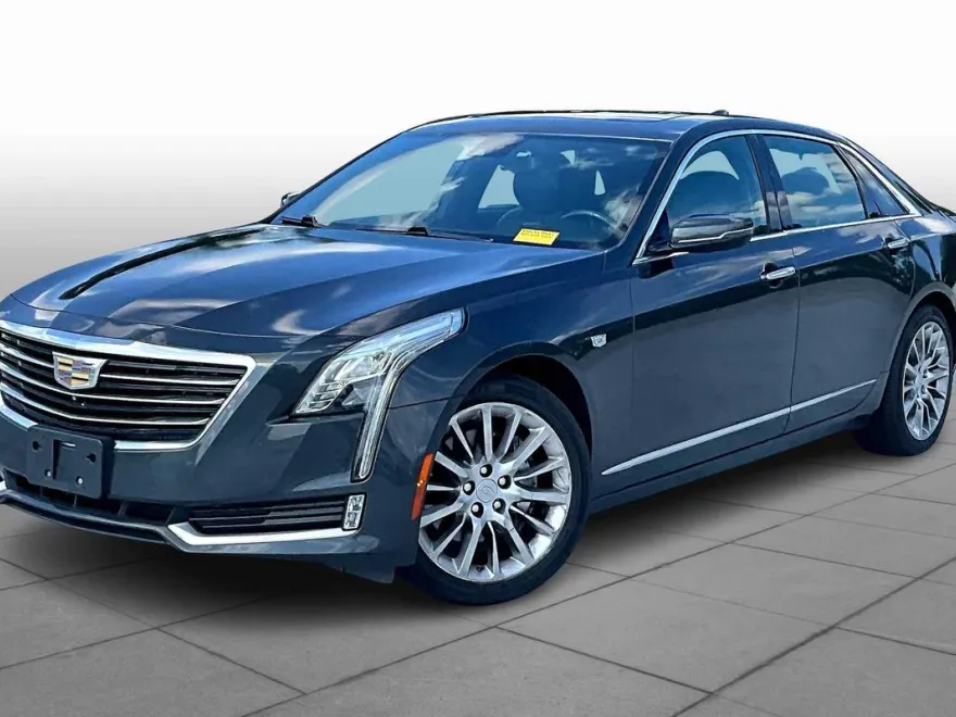 2017 Cadillac CT6 Luxury photo 1