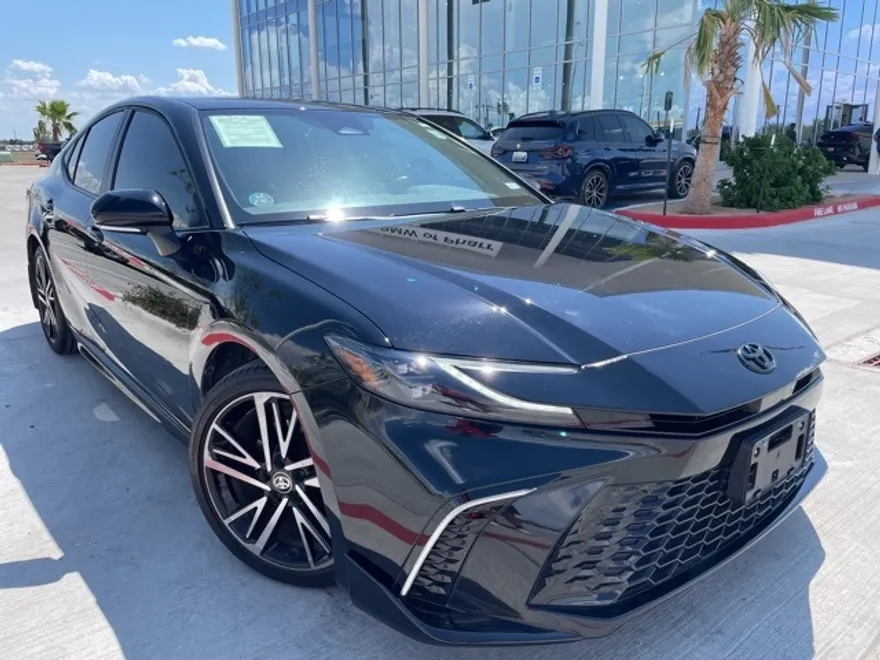 2025 Toyota Camry XSE photo 1