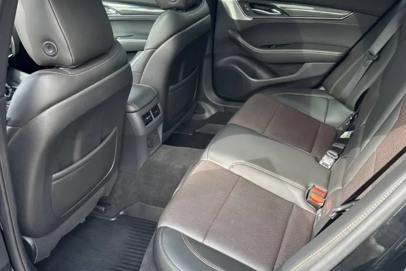 2021 Cadillac CT5 V photo 1