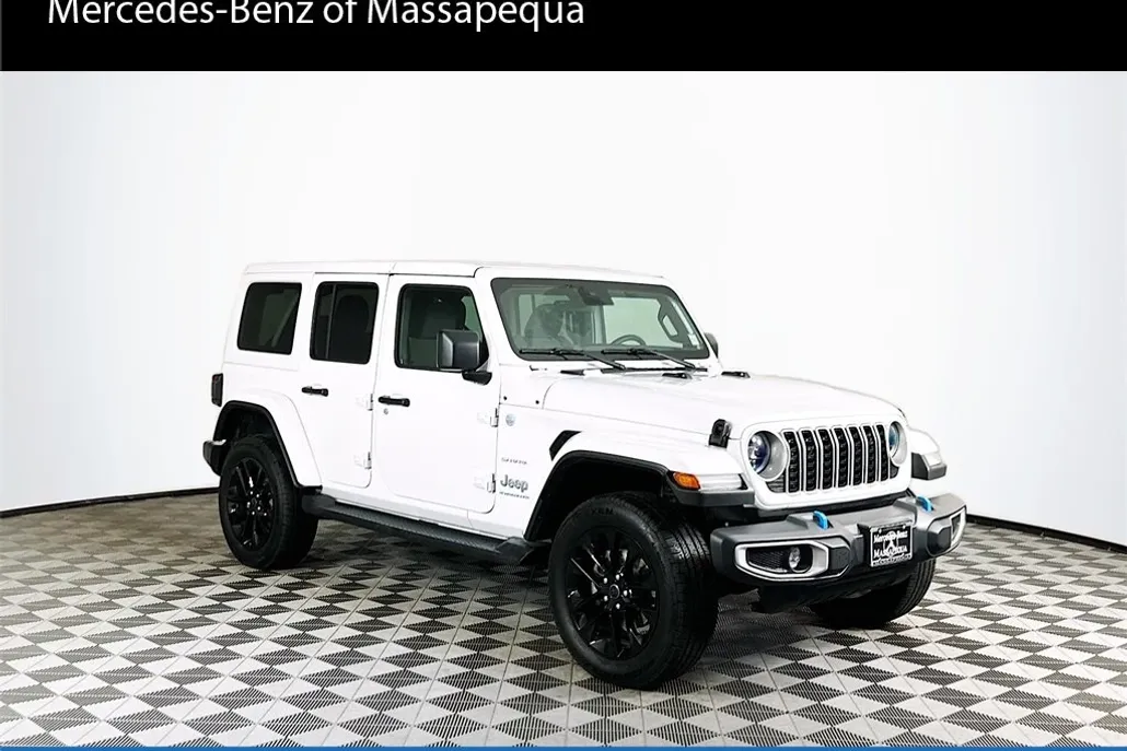 2024 Jeep Wrangler 4xe Sahara photo 1