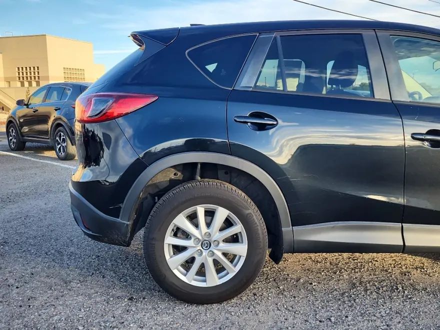 2015 Mazda CX-5 Touring photo 1