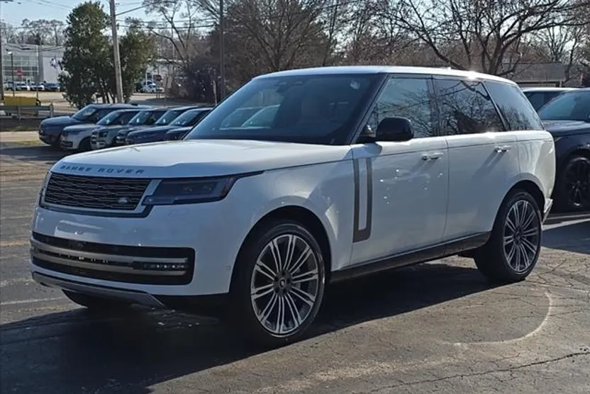 2025 Land Rover Range Rover SE photo 1
