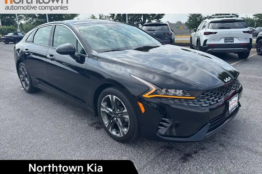 2021 Kia K5 EX photo 1