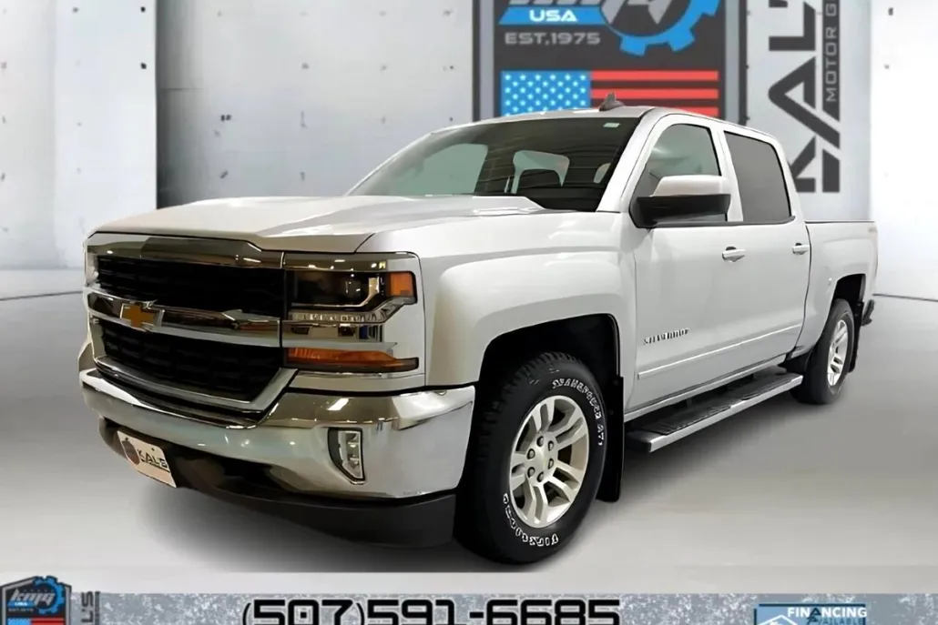 2018 Chevrolet Silverado 1500 LT photo 1