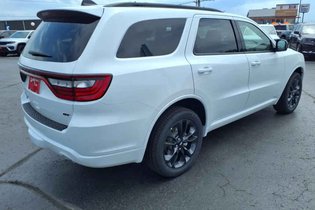 2025 Dodge Durango GT photo 1