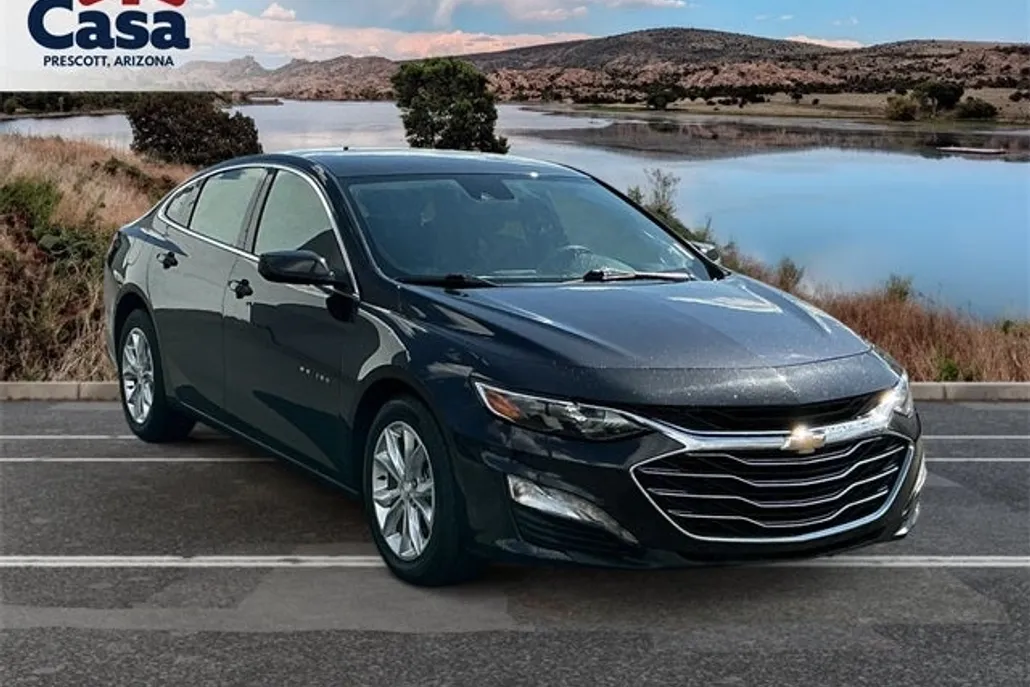 2023 Chevrolet Malibu 1LT photo 1