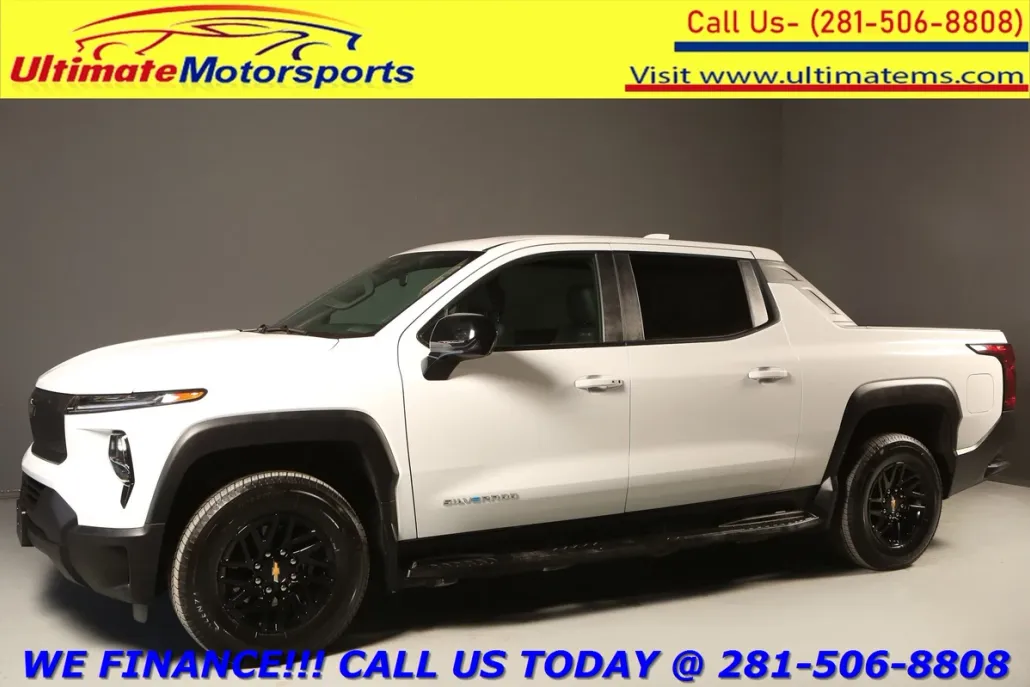 2024 Chevrolet Silverado EV photo 1