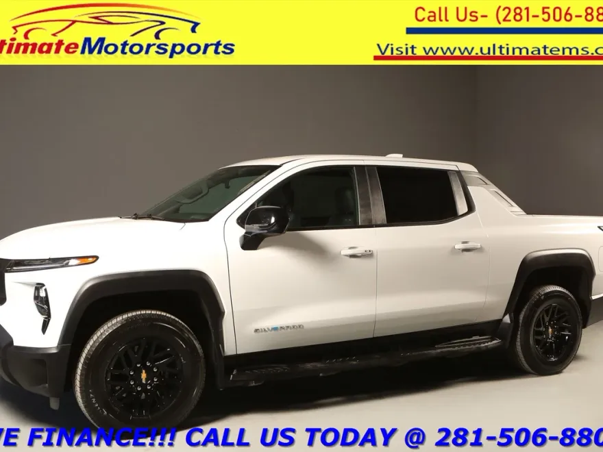2024 Chevrolet Silverado EV photo 1