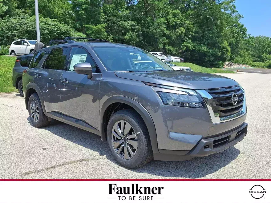 2025 Nissan Pathfinder SV photo 1