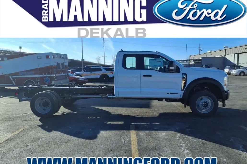 2025 Ford F-450 photo 1