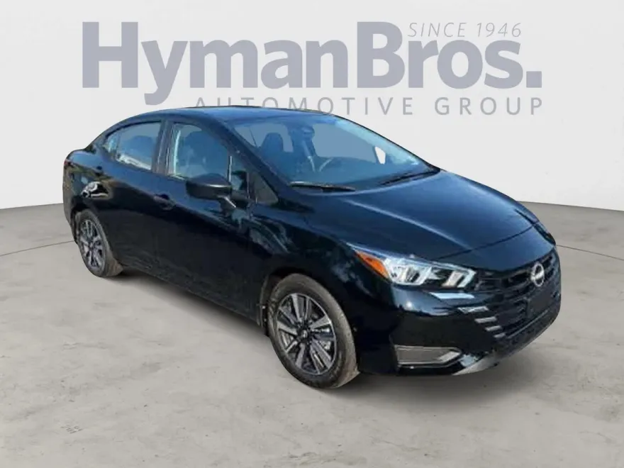 2024 Nissan Versa 1.6 S photo 1