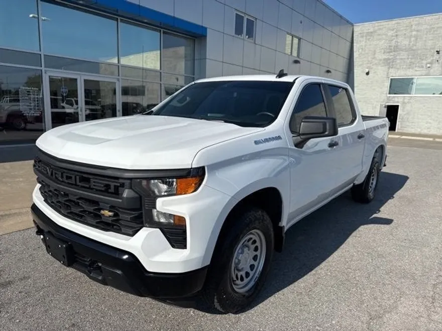 2024 Chevrolet Silverado 1500 photo 1