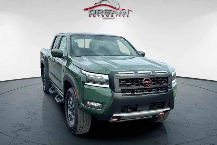 2025 Nissan Frontier PRO-4X photo 1
