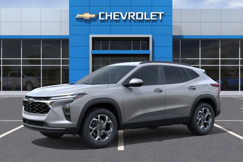 2026 Chevrolet Trax LT photo 1