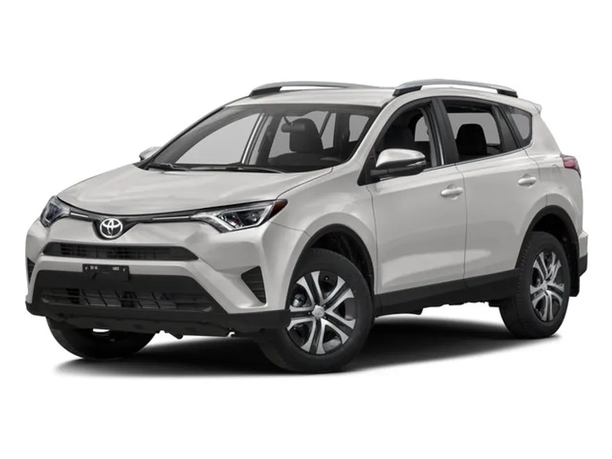 2016 Toyota RAV4 LE photo 1