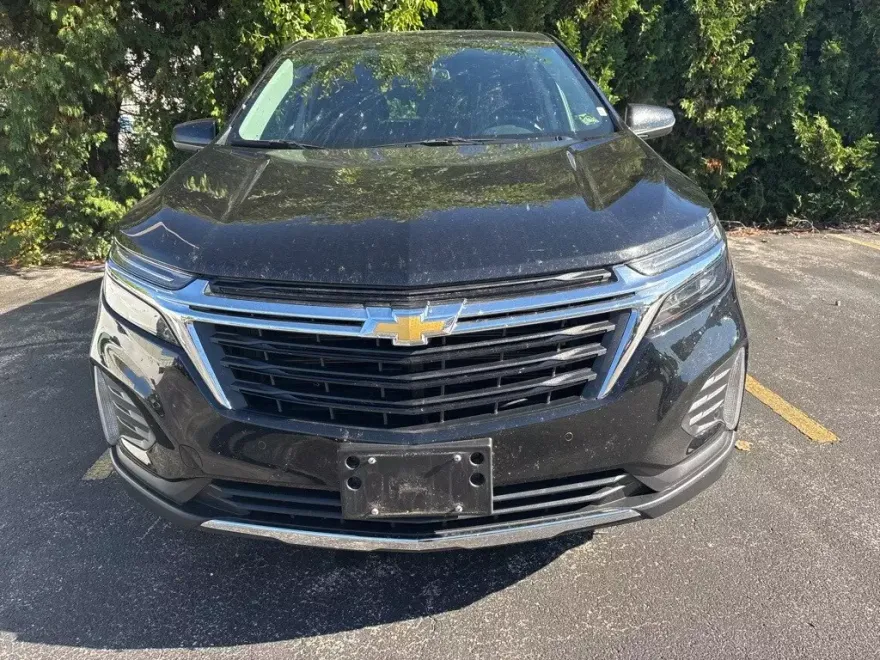 2024 Chevrolet Equinox LT photo 1