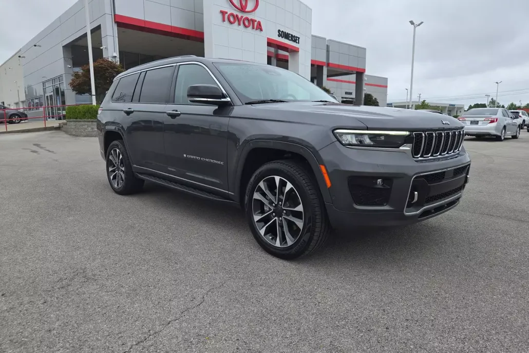 2021 Jeep Grand Cherokee Overland photo 1