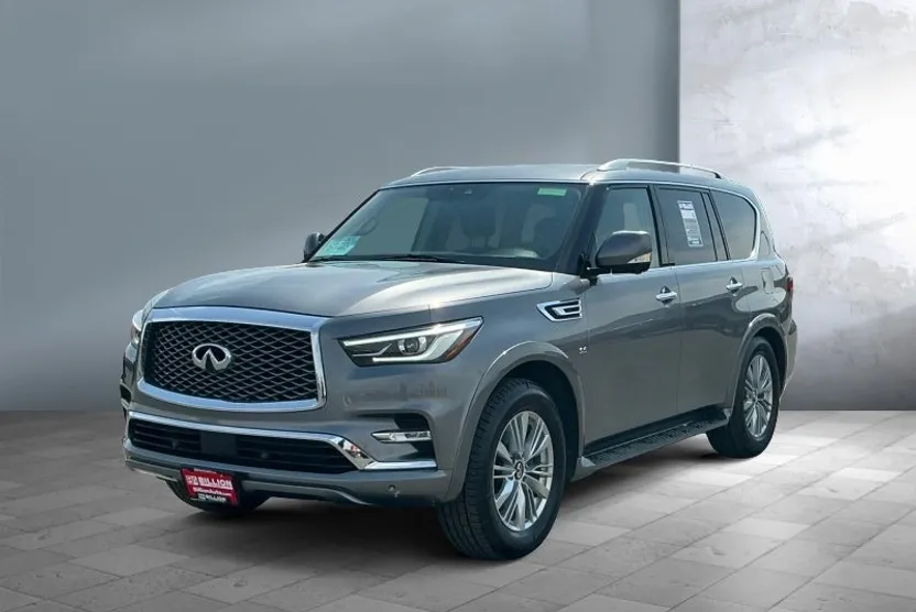 2019 Infiniti QX80 Luxe photo 1