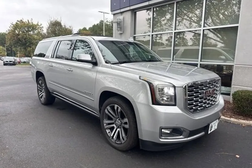 2018 Gmc Yukon XL Denali photo 1