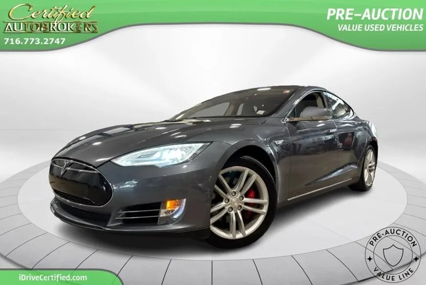 2014 Tesla Model S P85D photo 1