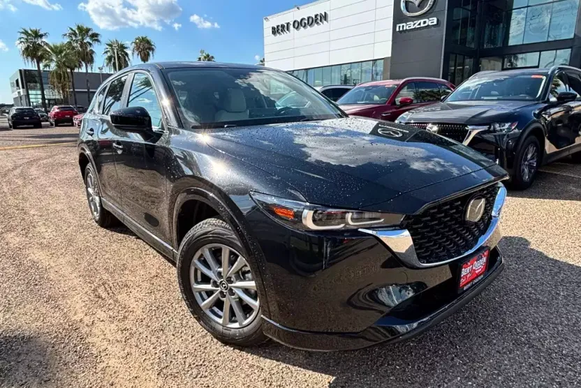 2025 Mazda CX-5 2.5 S Preferred photo 1
