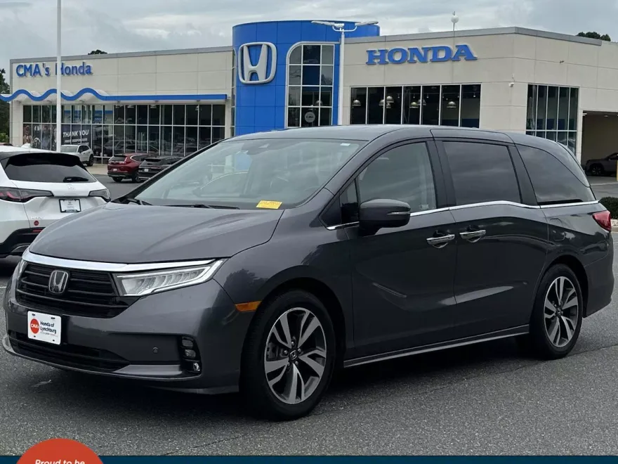 2022 Honda Odyssey Touring photo 1