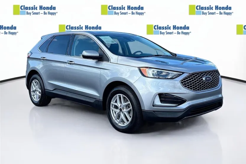 2024 Ford Edge SEL photo 1