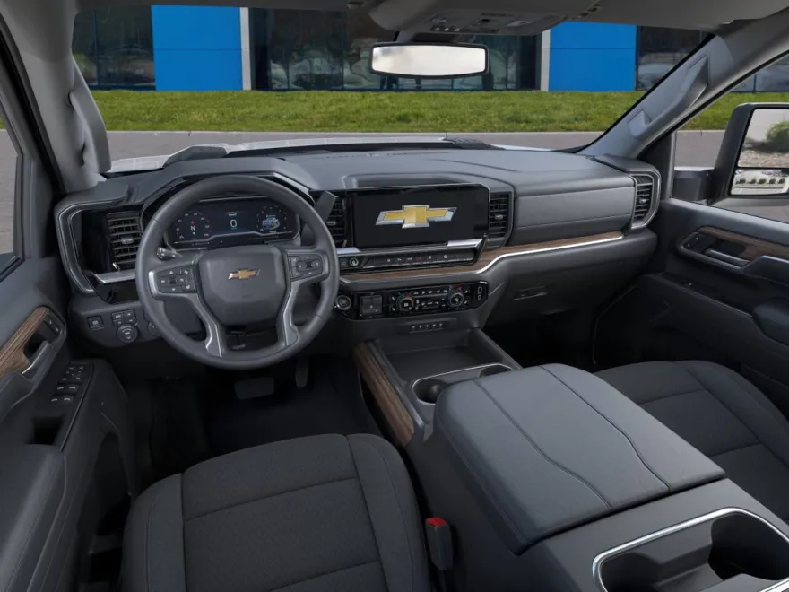2026 Chevrolet Silverado 2500HD LT photo 1